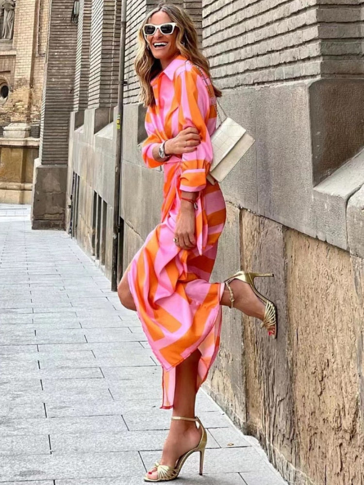Abito midi a portafoglio a righe da donna