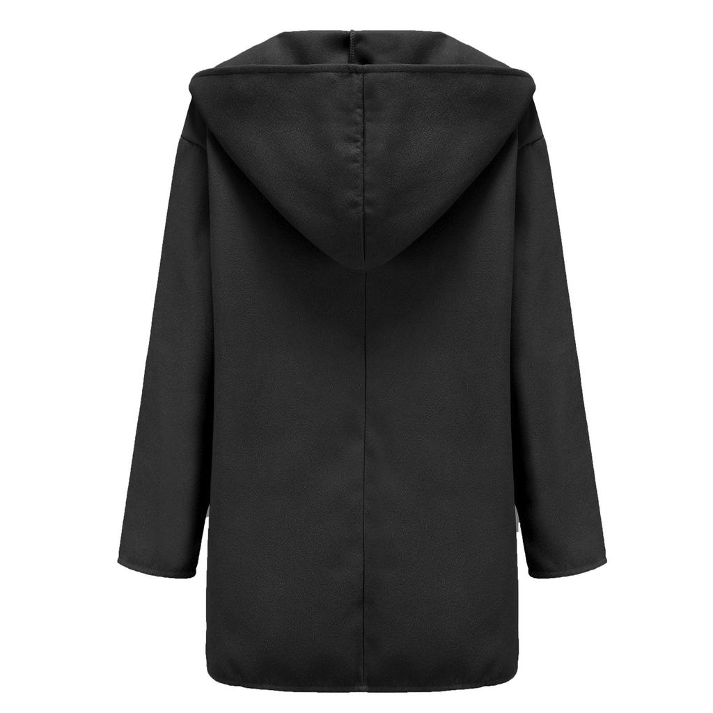 Cappotto da Donna in Lana Antivento dal Design Elegante