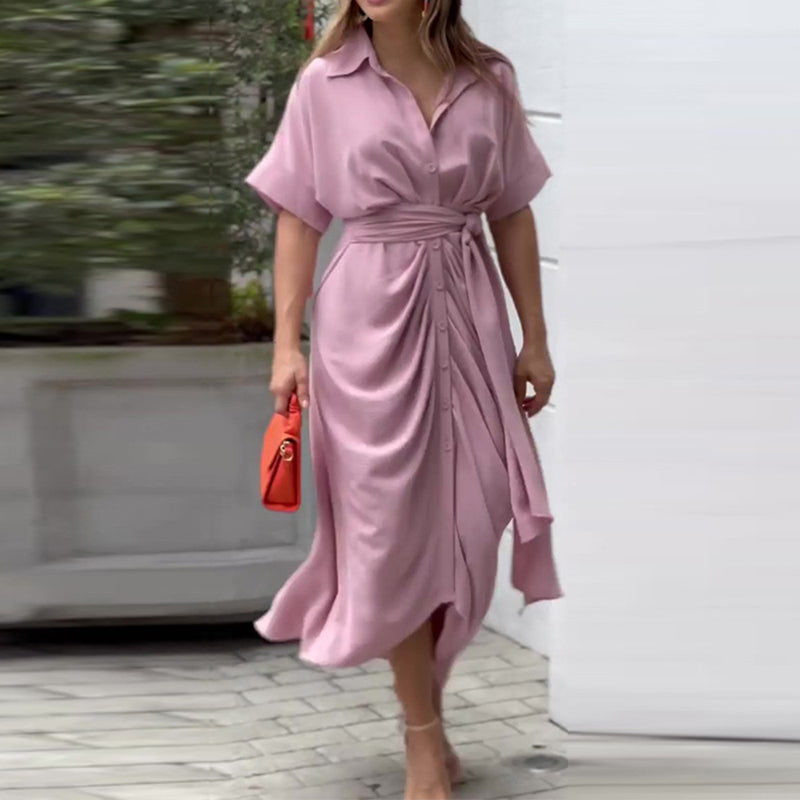 Elegante abito estivo arricciato per un comfort di stile