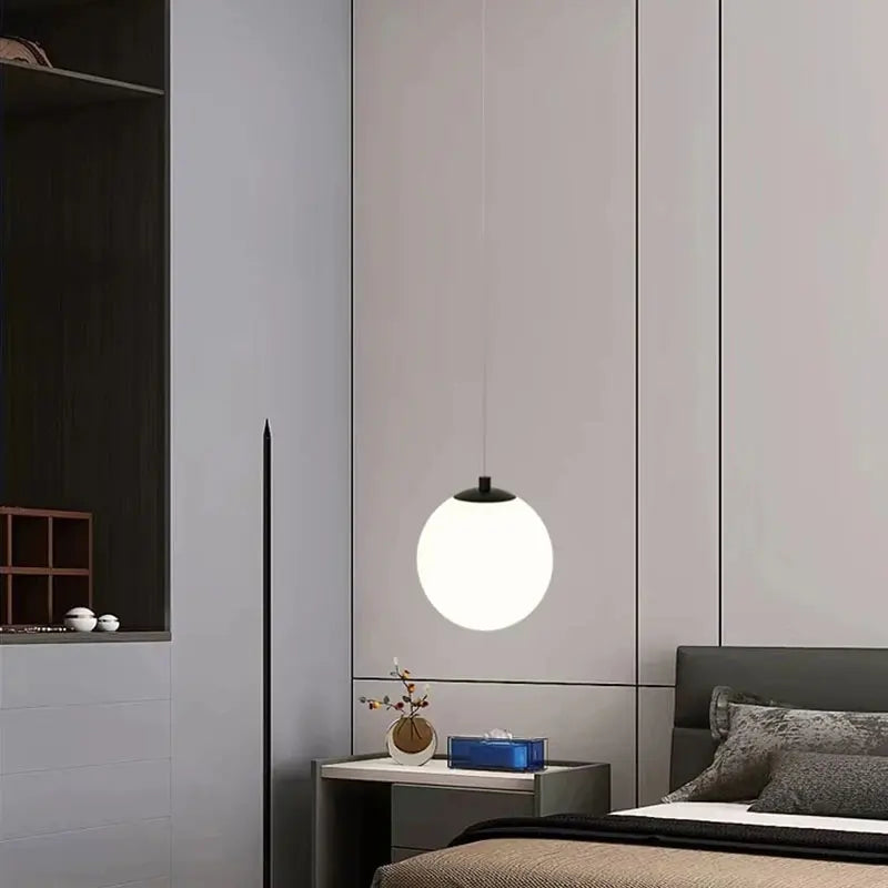 Lampada a Sospensione dal Design Moderno Scandinavo con Sfera di Vetro
