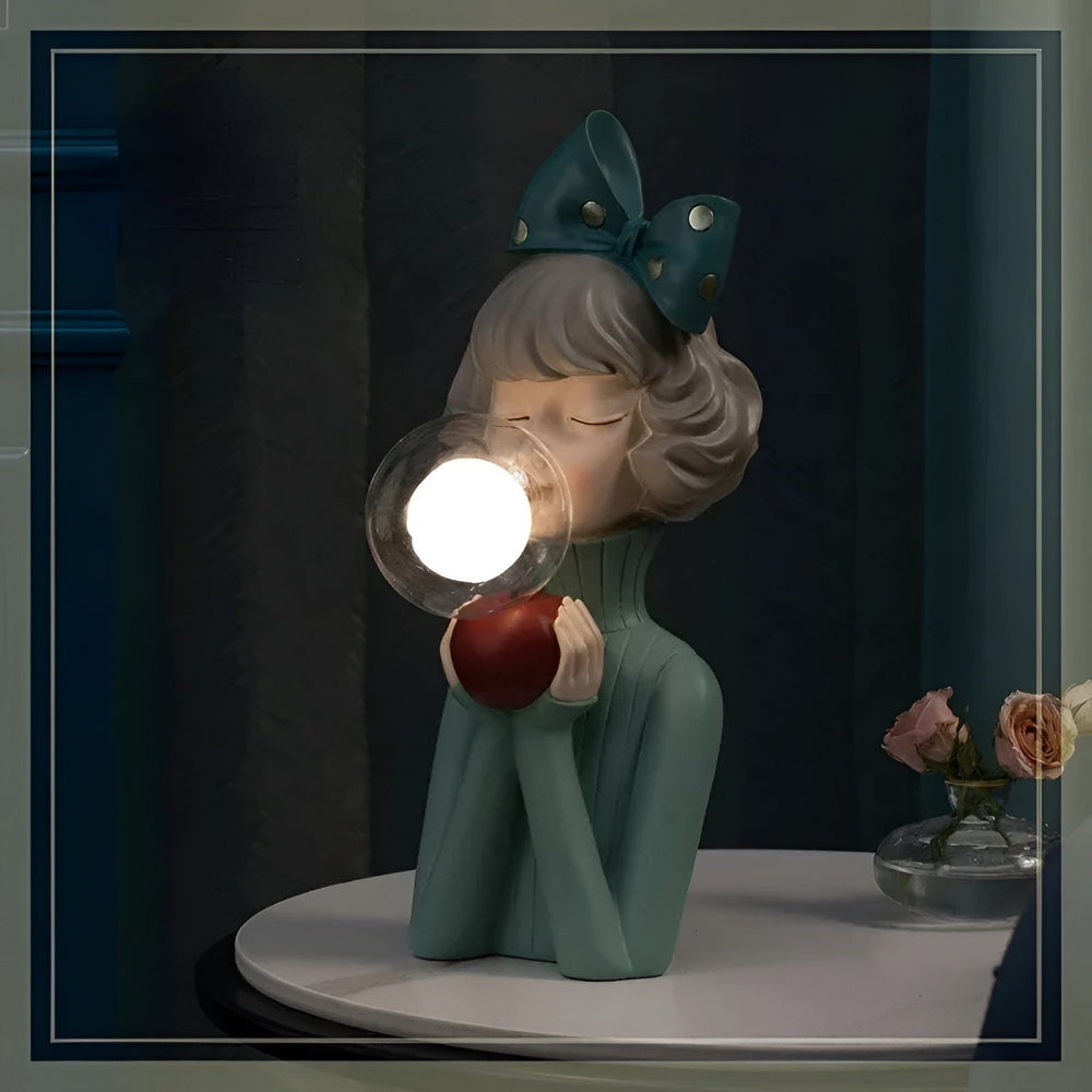 Lampada da Tavolo Incantevole a Forma di Statuetta di Ragazza Cartoon Quartetto