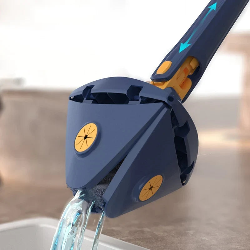 Mop triangolare flessibile con sistema di strizzatura