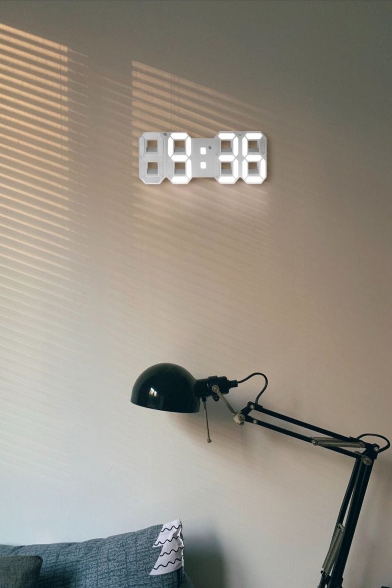 Orologio da Parete Digitale a LED 3D – Display Moderno con Luce Regolabile