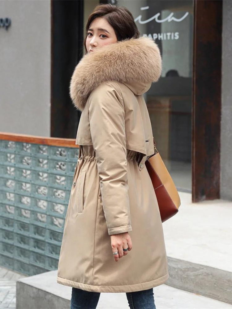 Parka da donna con cappuccio e collo in pelliccia