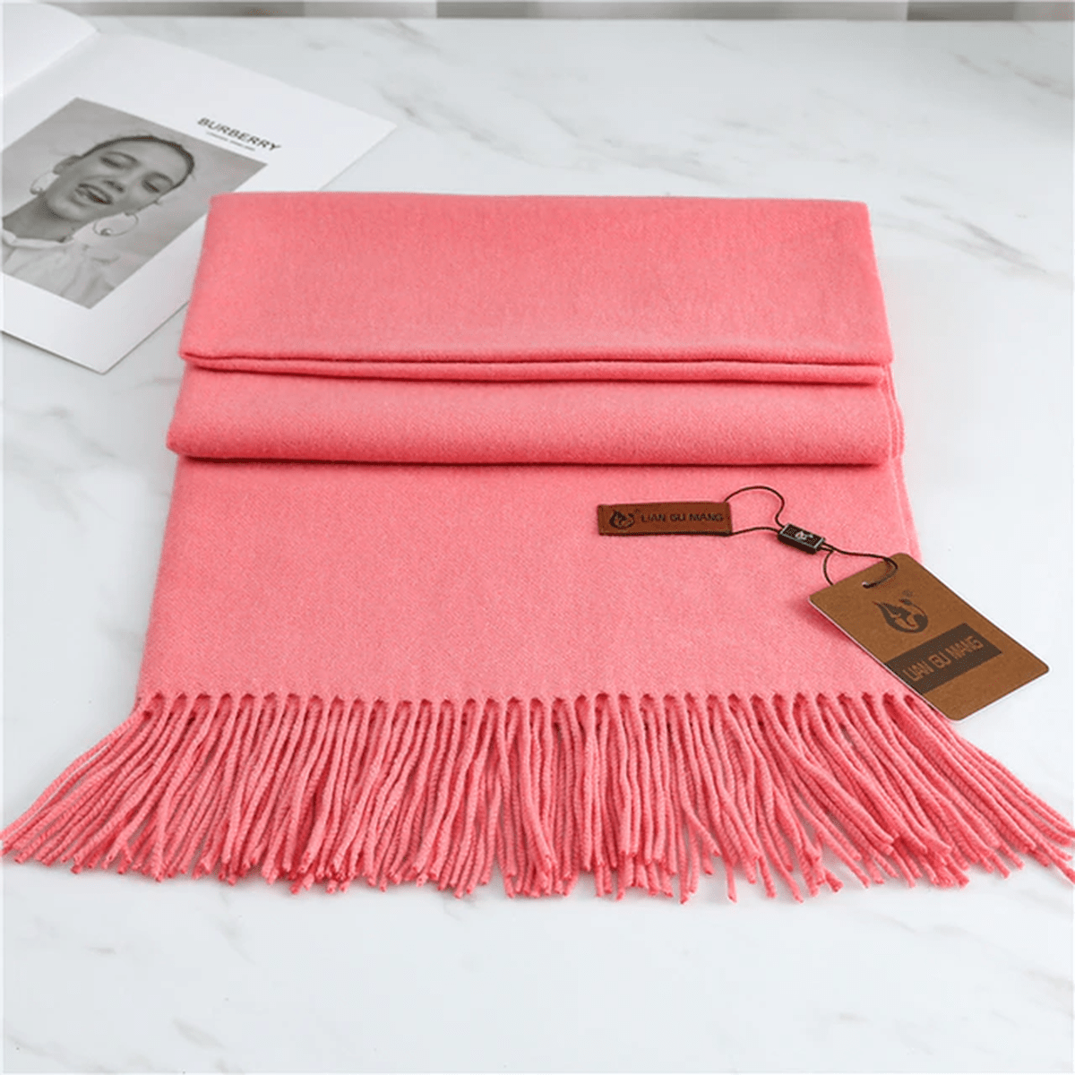Sciarpa di Lusso in Cashmere – Eleganza, Calore e Comfort