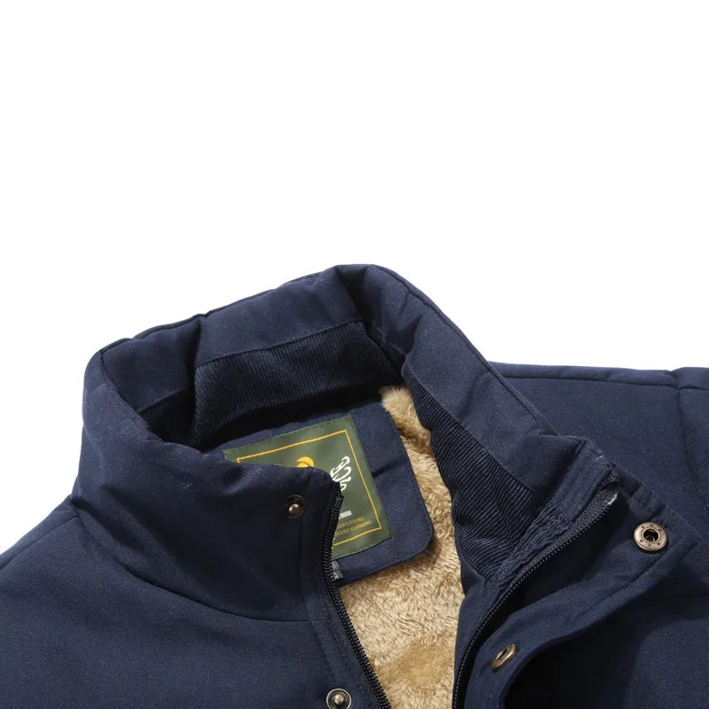 Smanicato da uomo in stile moderno