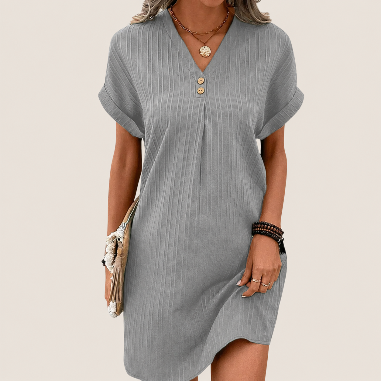 Vestito corto da donna con scollo a V