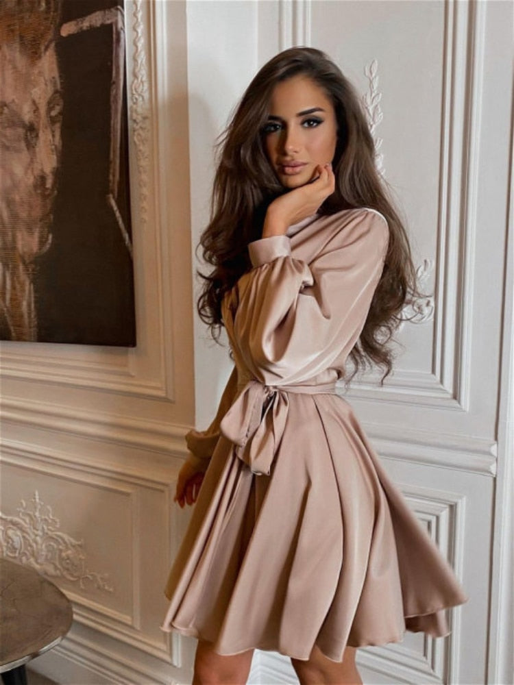Abiti eleganti per un'occasione chic