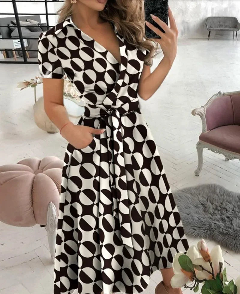 Abito midi da donna a linea ad A con cintura da annodare