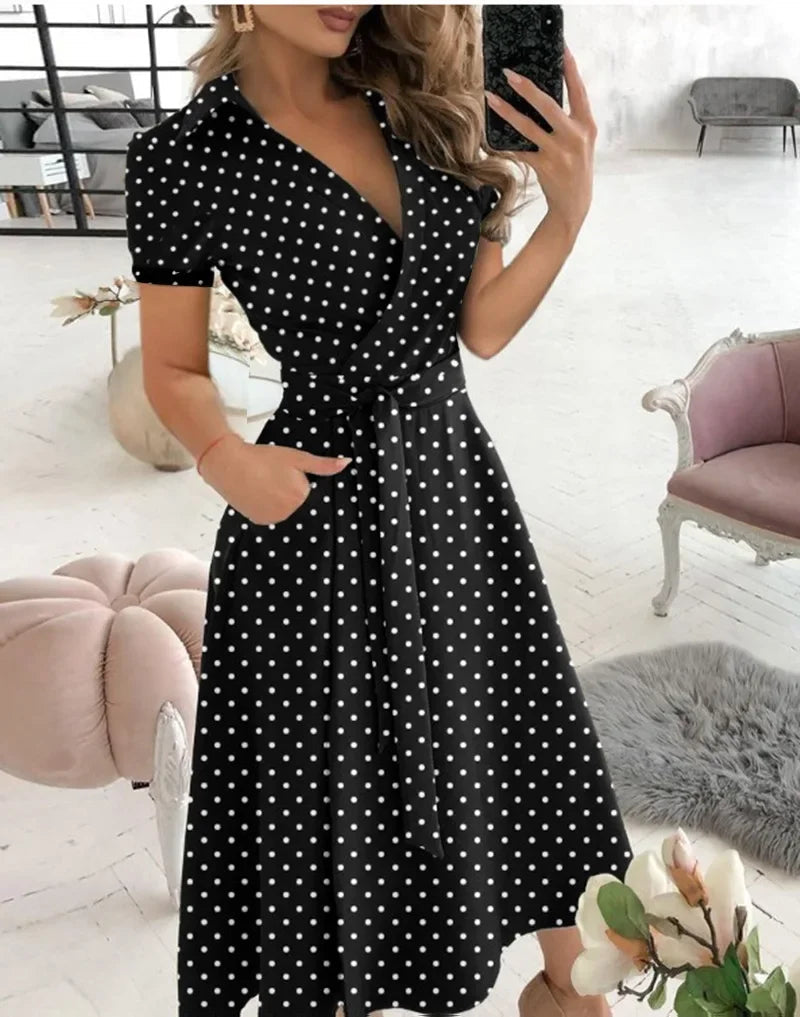 Abito midi da donna a linea ad A con cintura da annodare