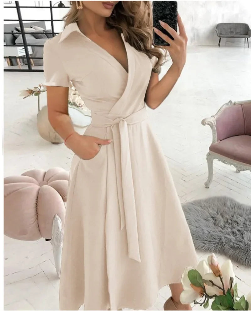 Abito midi da donna a linea ad A con cintura da annodare