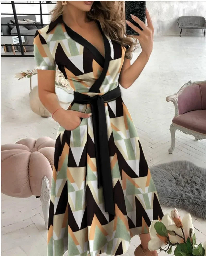Abito midi da donna a linea ad A con cintura da annodare