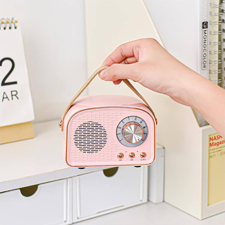 Altoparlante Bluetooth portatile in stile retro con audio ad alta qualità e lunga durata della batteria – design compatto ed elegante