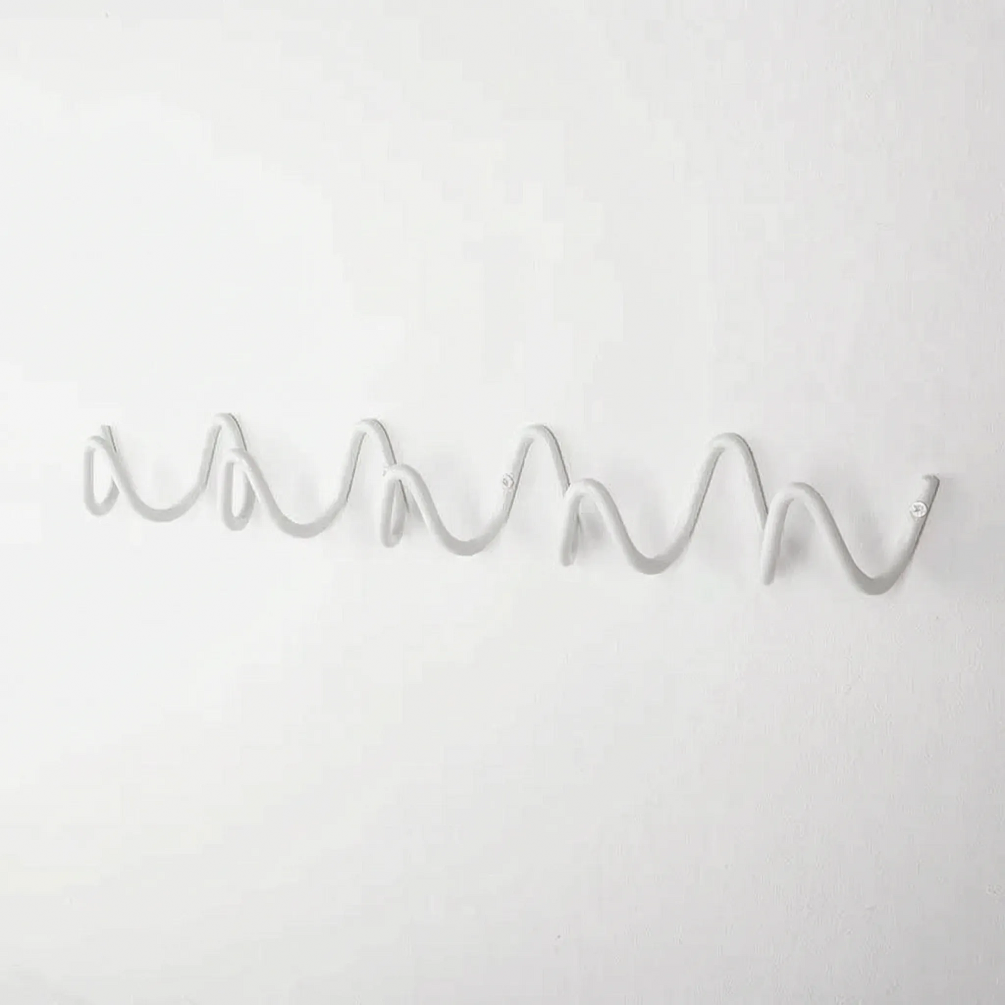 Appendiabiti da Parete a Forma di Onda
