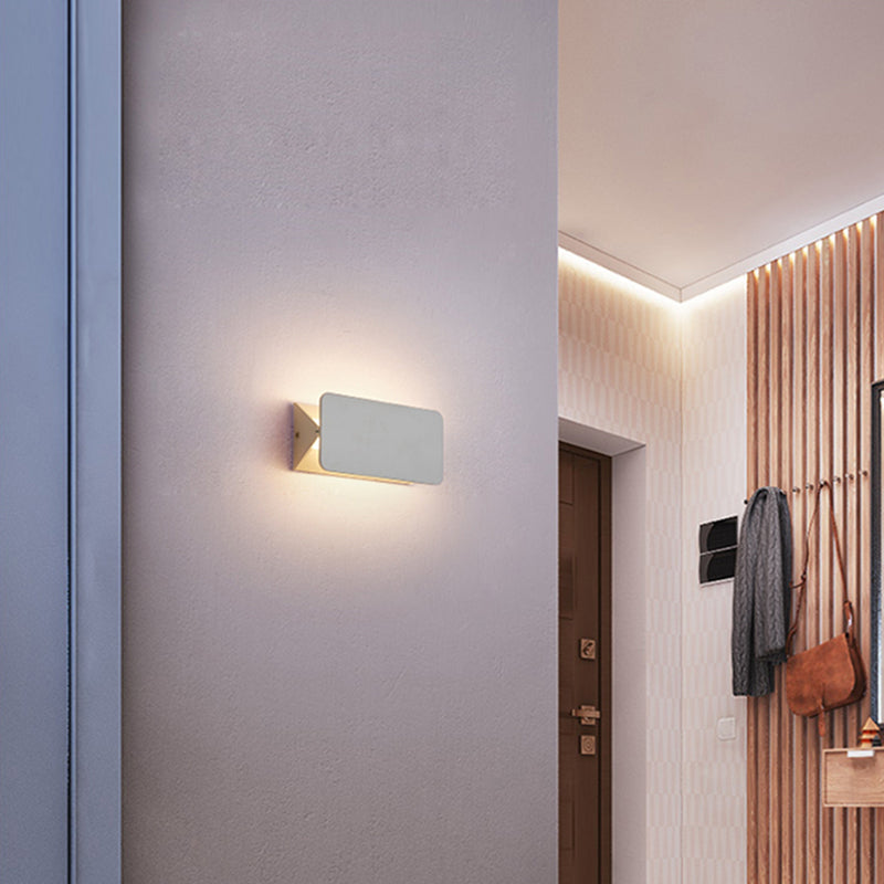 Applique a LED da interno orientabile in metallo, bianca