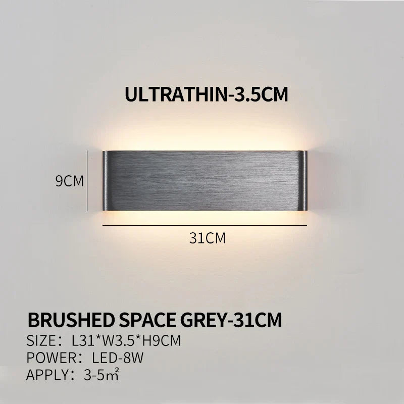 Applique a LED piatta in alluminio con paralume in acrilico