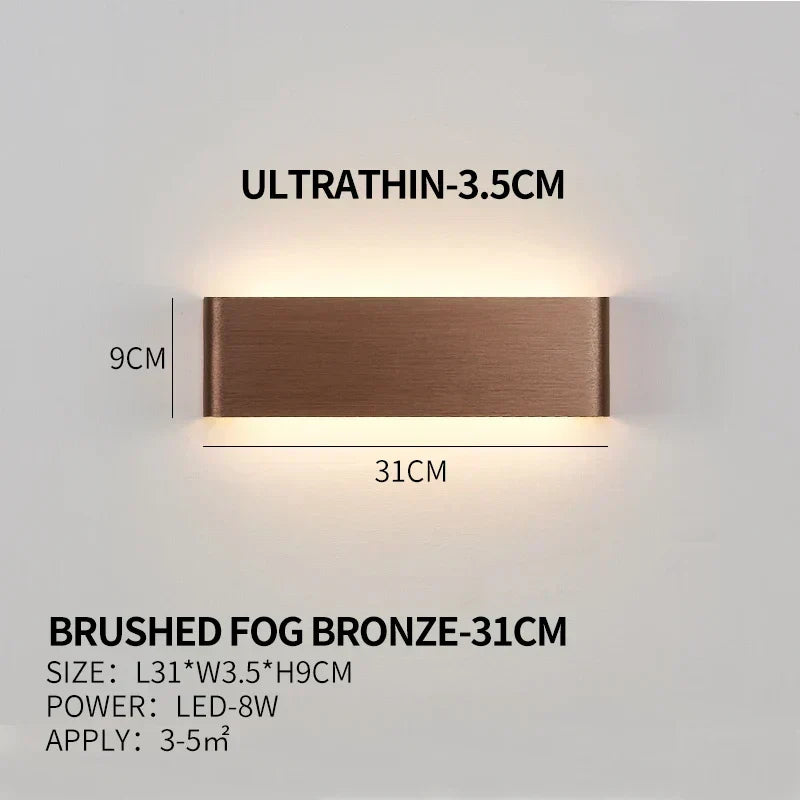 Applique a LED piatta in alluminio con paralume in acrilico
