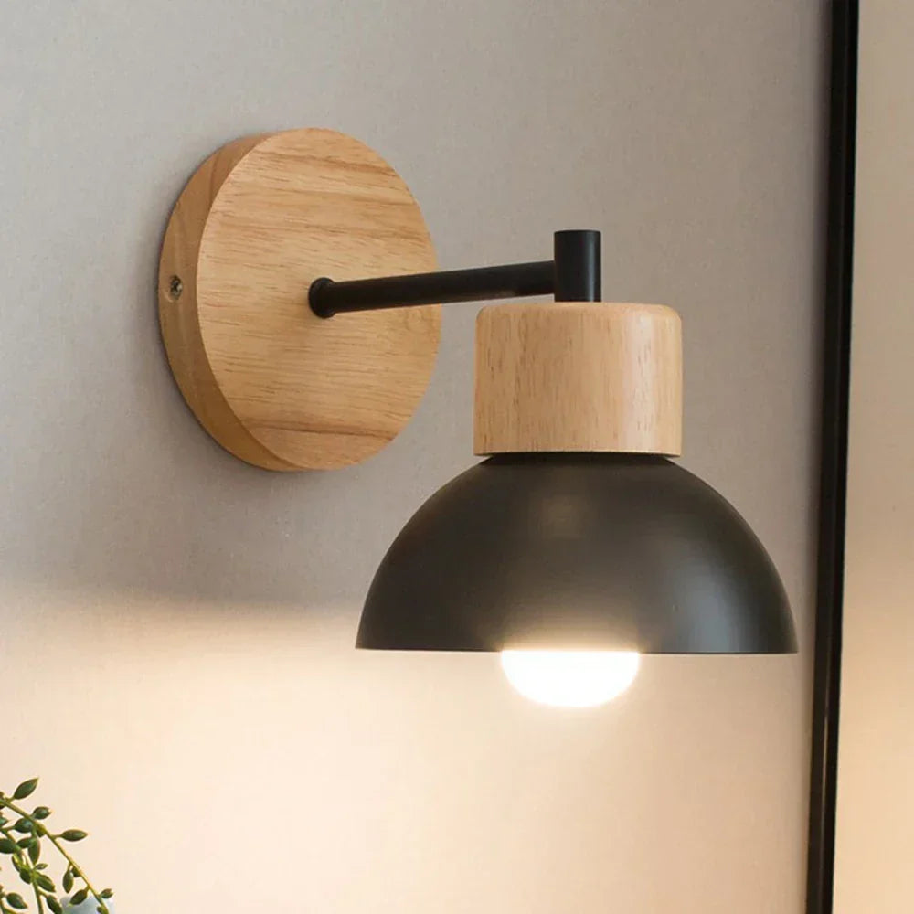 Applique da Parete in Legno e Metallo | Lampada Moderna in Stile Scandinavo da Comodino