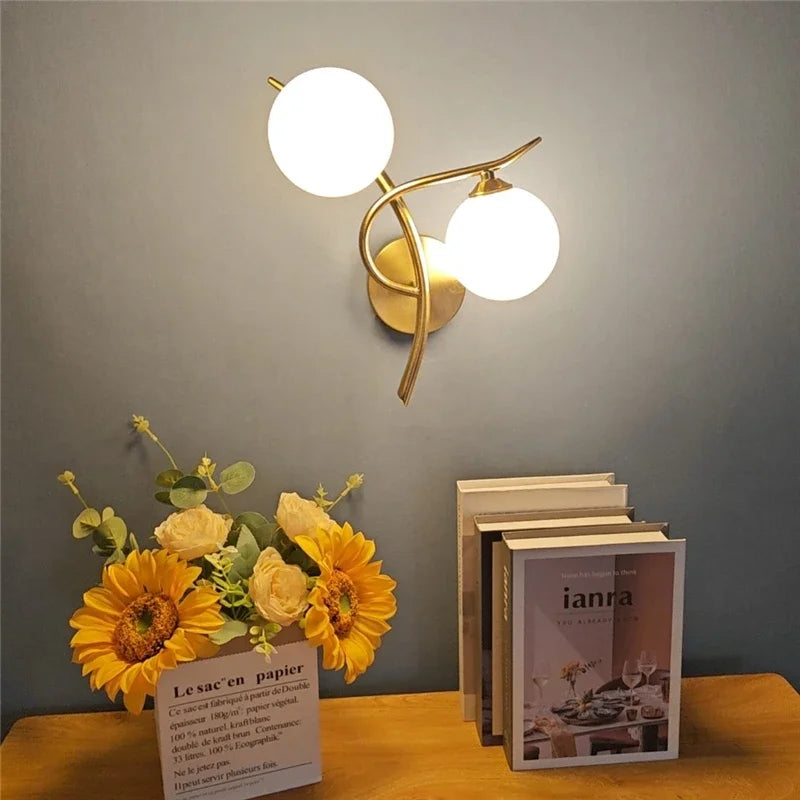 Applique da Parete LED in Stile Scandinavo con Doppia Sfera
