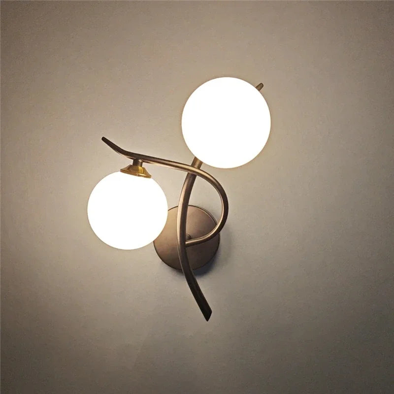 Applique da Parete LED in Stile Scandinavo con Doppia Sfera