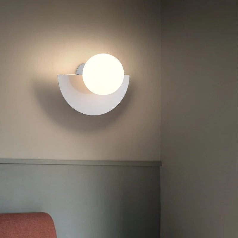 Applique da Parete Semicircolare Nordica – Illuminazione Moderna