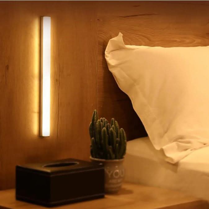 Barra luminosa a LED con sensore di movimento – Senza fili, alimentazione tramite USB/batterie AAA