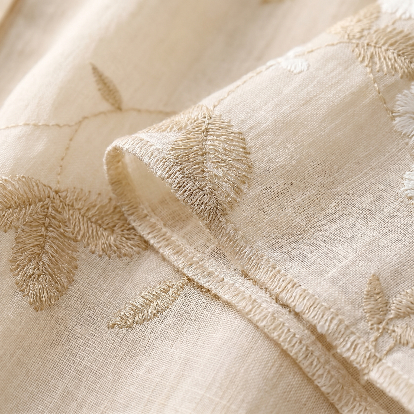 Blusa da Donna in Cotone con Ricamo Floreale | Top Estivo Leggero con Vestibilità Morbida