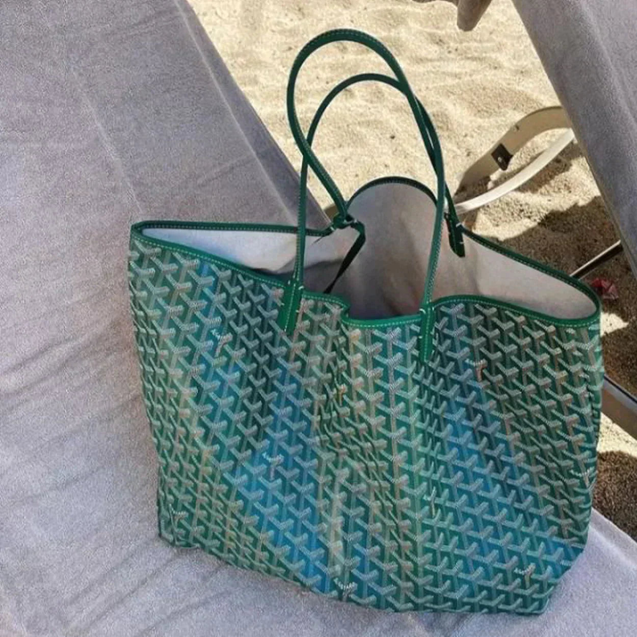 Borsa Shopper Lussuosa | Elegante e Capiente | Bordeaux