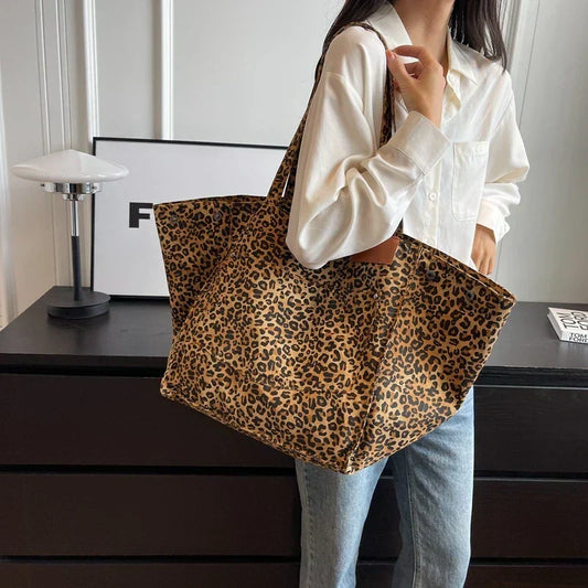 Borsa Tote Oversize da Donna – Capiente Borsa da Giorno con Fantasia Lavanda/Ghepardo