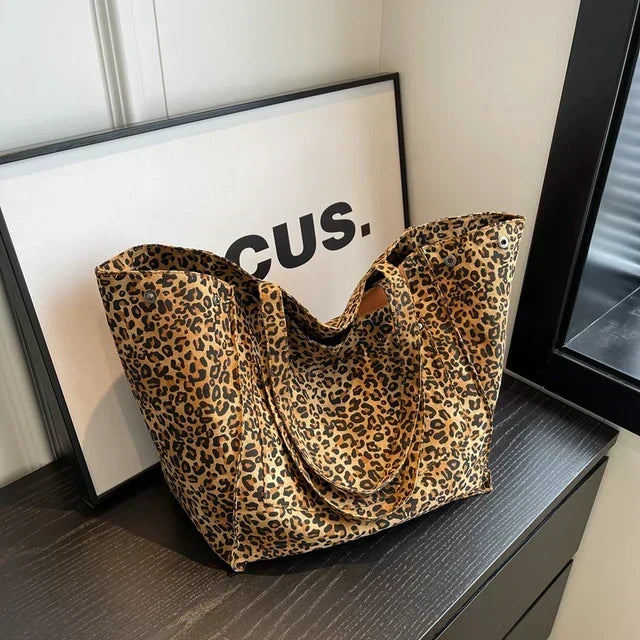 Borsa Tote Oversize da Donna – Capiente Borsa da Giorno con Fantasia Lavanda/Ghepardo