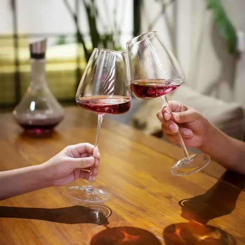 Calici da Vino in Cristallo | Eleganza Fatta a Mano