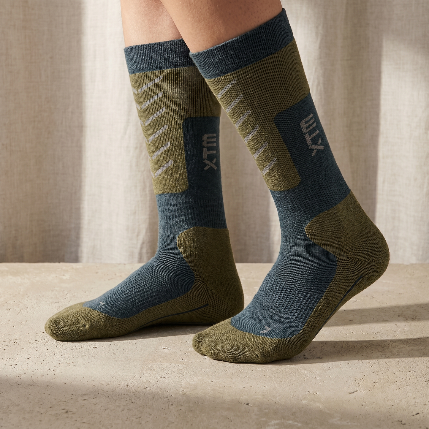Calze da snowboard unisex in lana merino | Calzettoni invernali tecnici con zone d'imbottitura differenziate