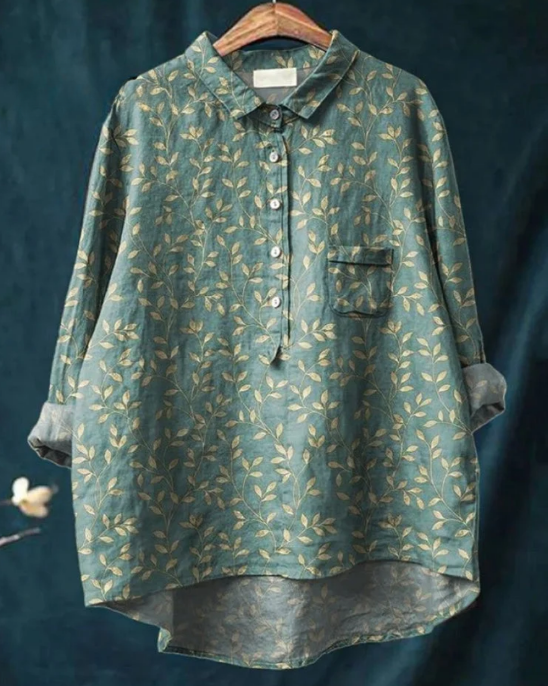 Camicia da donna a bottoni con fantasia floreale