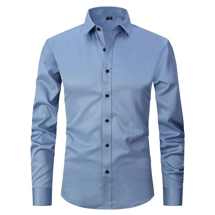 Camicia da uomo elegante e no stiro con bottoni