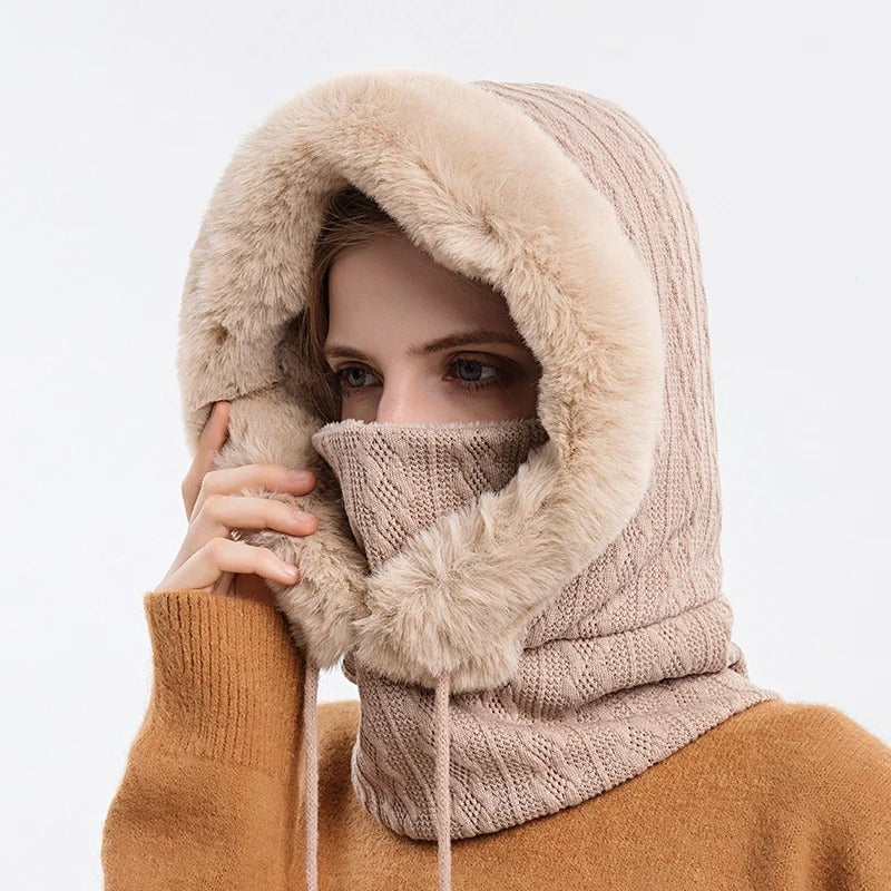 Cappello da donna in maglia con pelliccia e copriviso