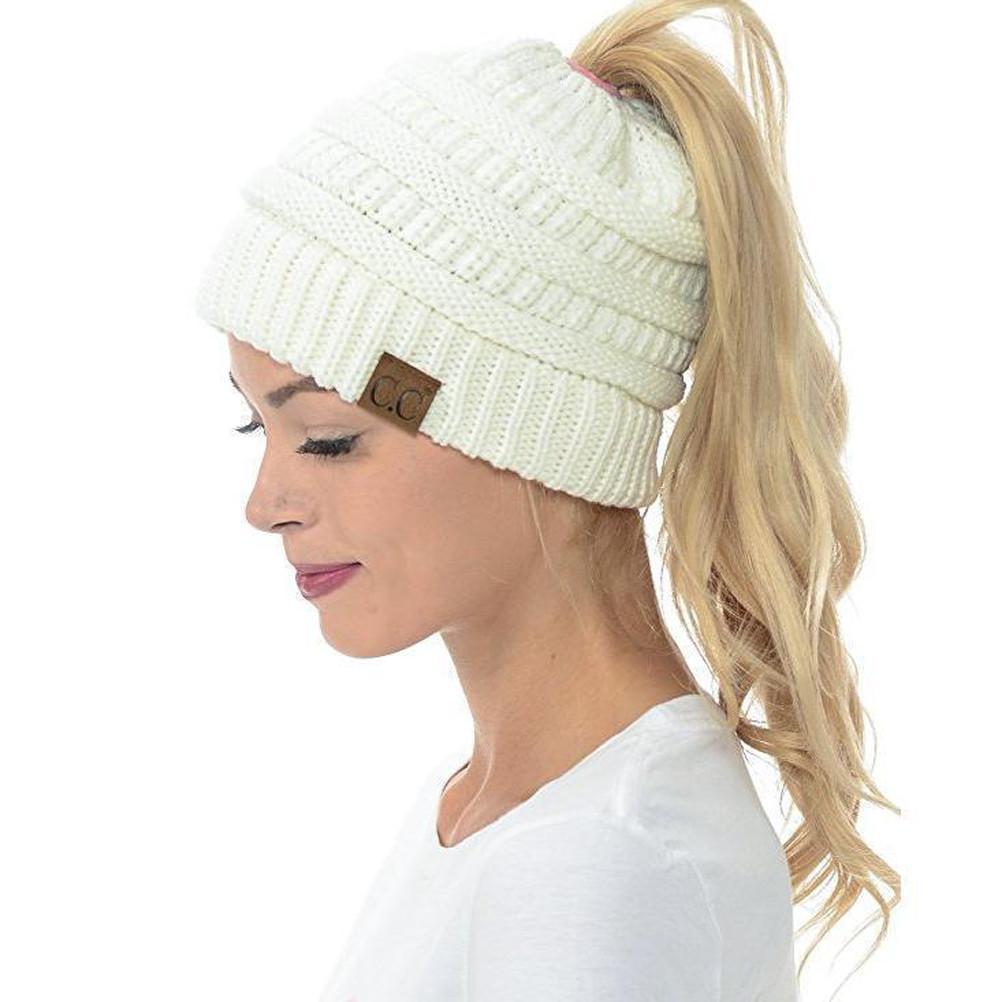Cappello invernale da donna in maglia con foro per coda di cavallo – Morbido e casual