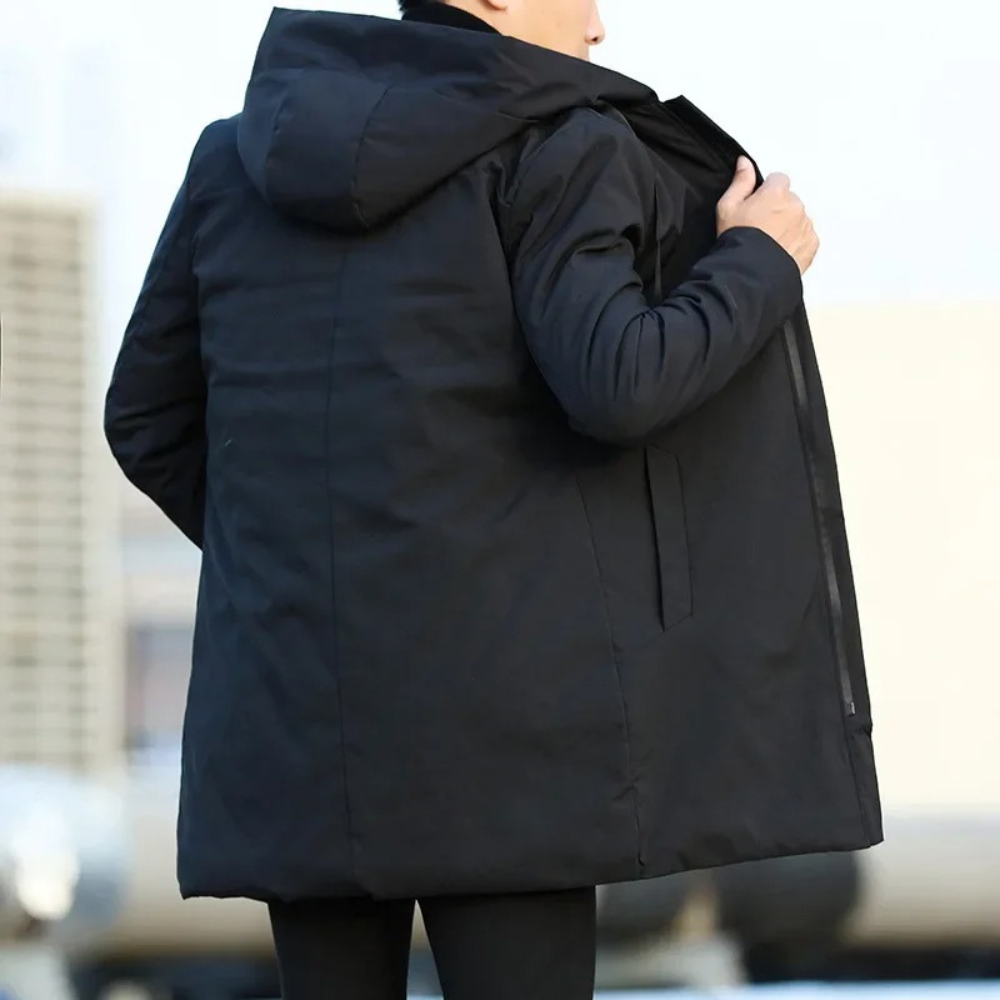 Cappotto corto da uomo trapuntato con cappuccio