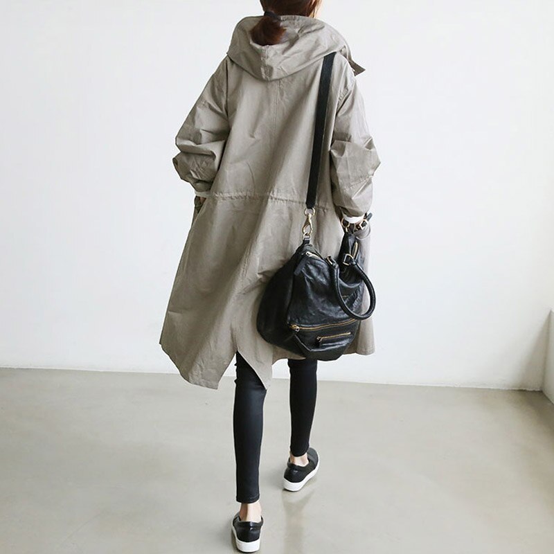 Cappotto lungo da donna con cappuccio