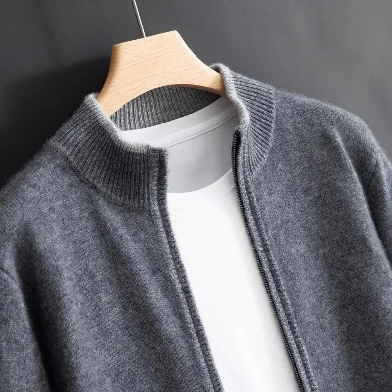 Cardigan classico da uomo in maglia di lana