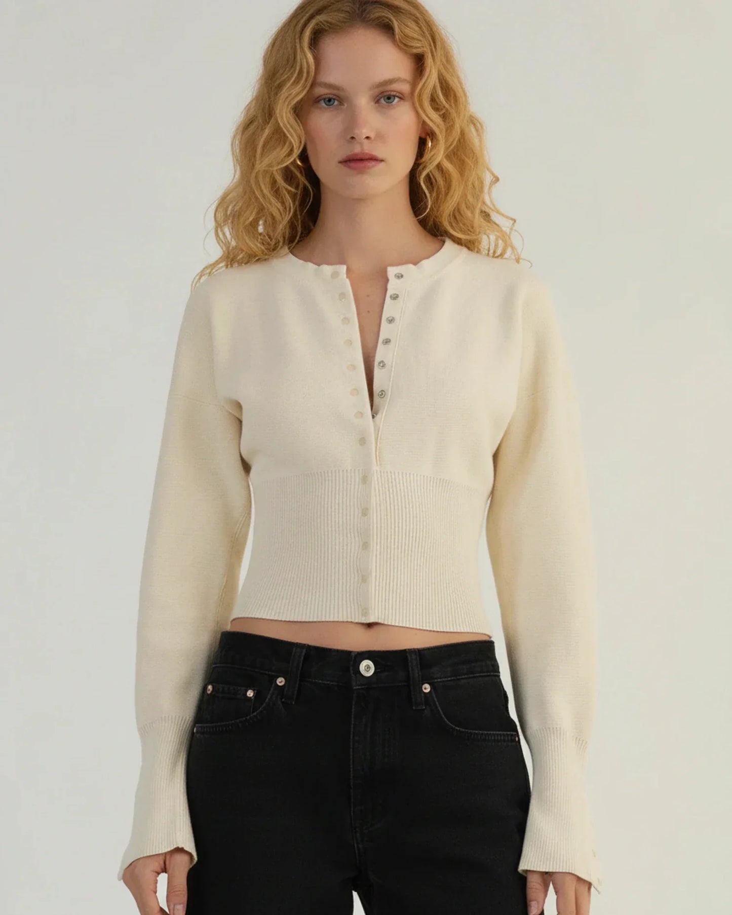 Cardigan corto cropped da donna a maniche lunghe