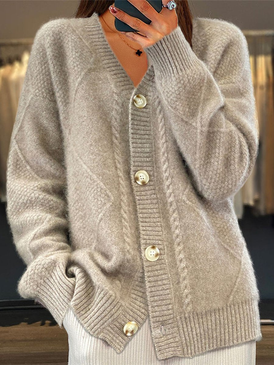 Cardigan da Donna in Maglia con Scollo a V e Lavorazione a Trecce