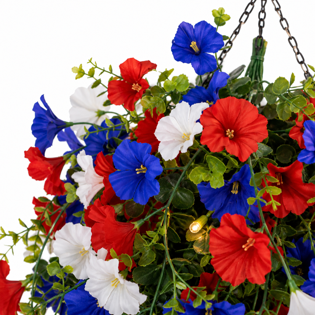 Cesto di Fiori Sospeso Patriottico con Luci LED, Fiori in Seta Rossi, Bianchi e Blu per Decorazione Portico 4 Luglio