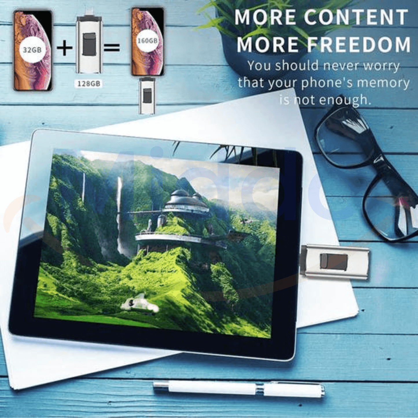 Chiavetta USB 4 in 1