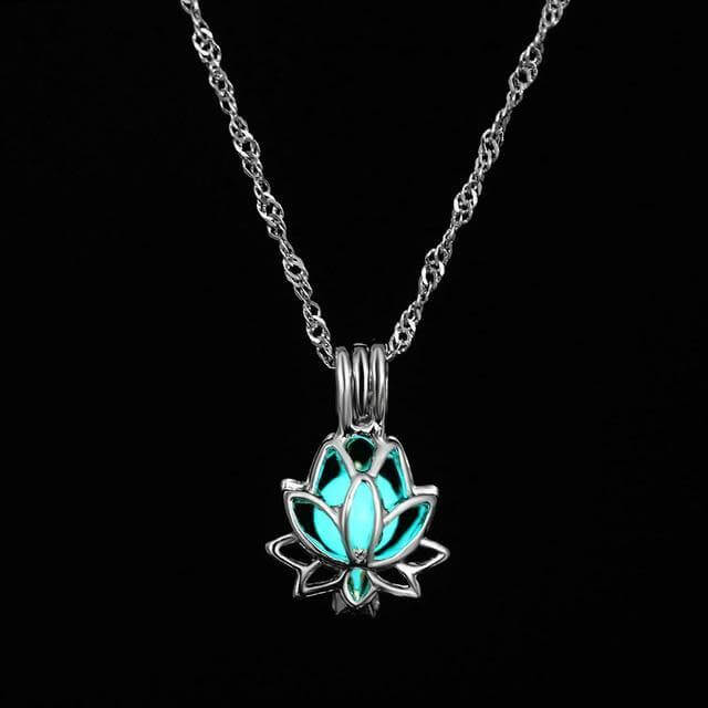 Collana luminosa con fiore di loto
