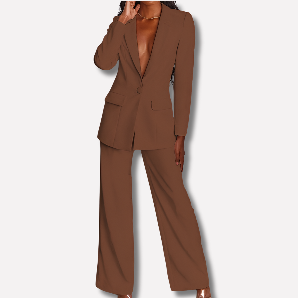 Completo da donna con blazer e pantaloni