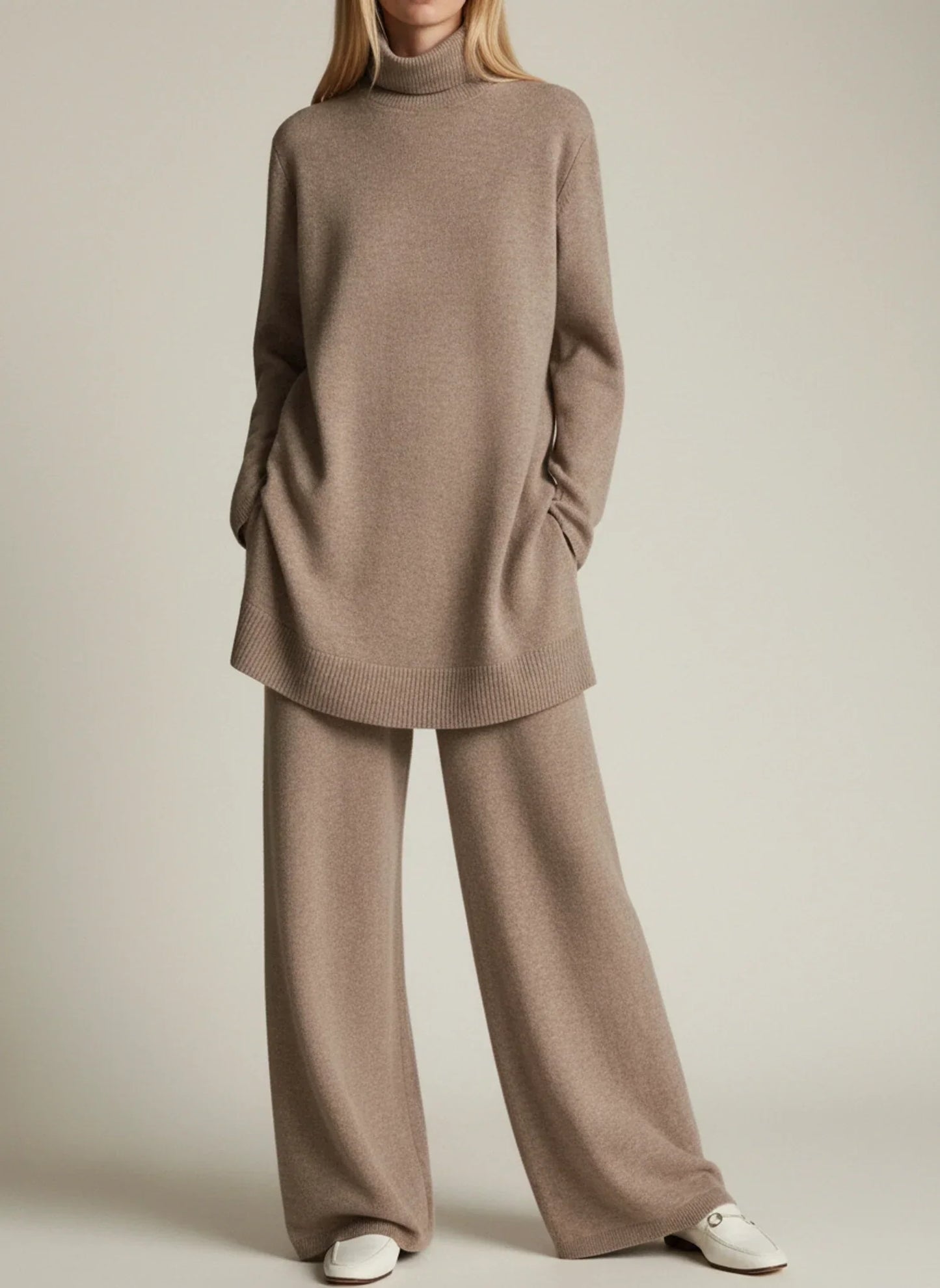 Completo da Donna con Pantaloni Vestibilità Comoda a Gamba Larga