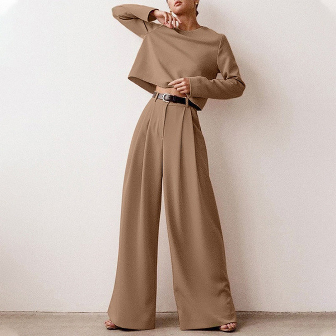 Completo da donna due pezzi con crop top a maniche lunghe