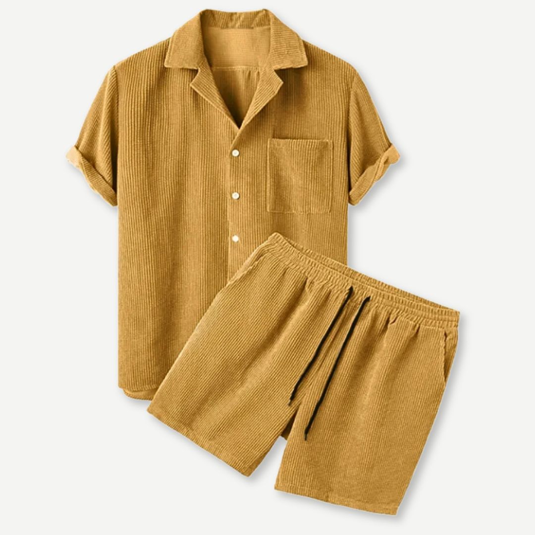 Completo da Uomo con Camicia in Velluto a Coste e Pantaloncini