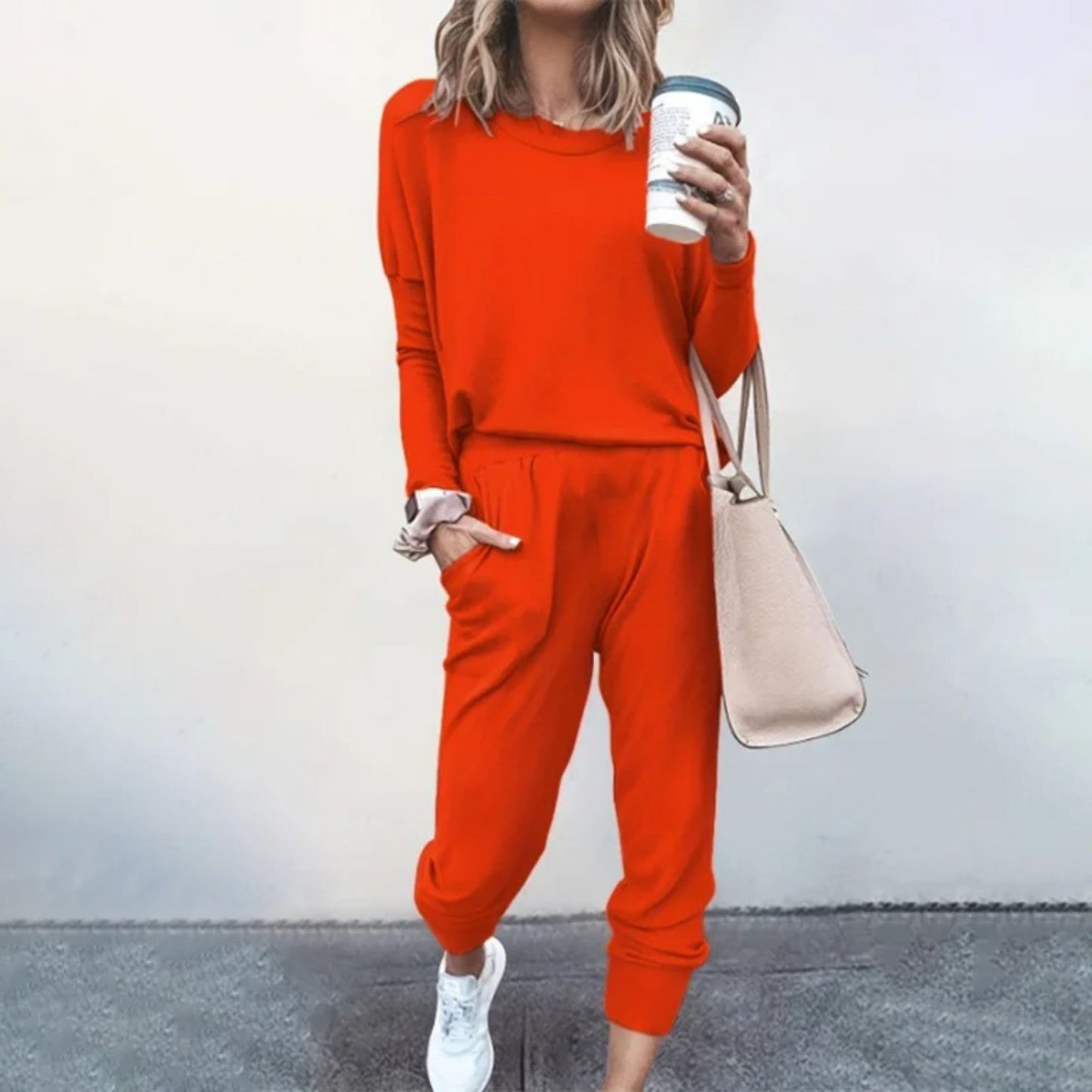 Completo due pezzi da donna a maniche lunghe con coulisse in vita