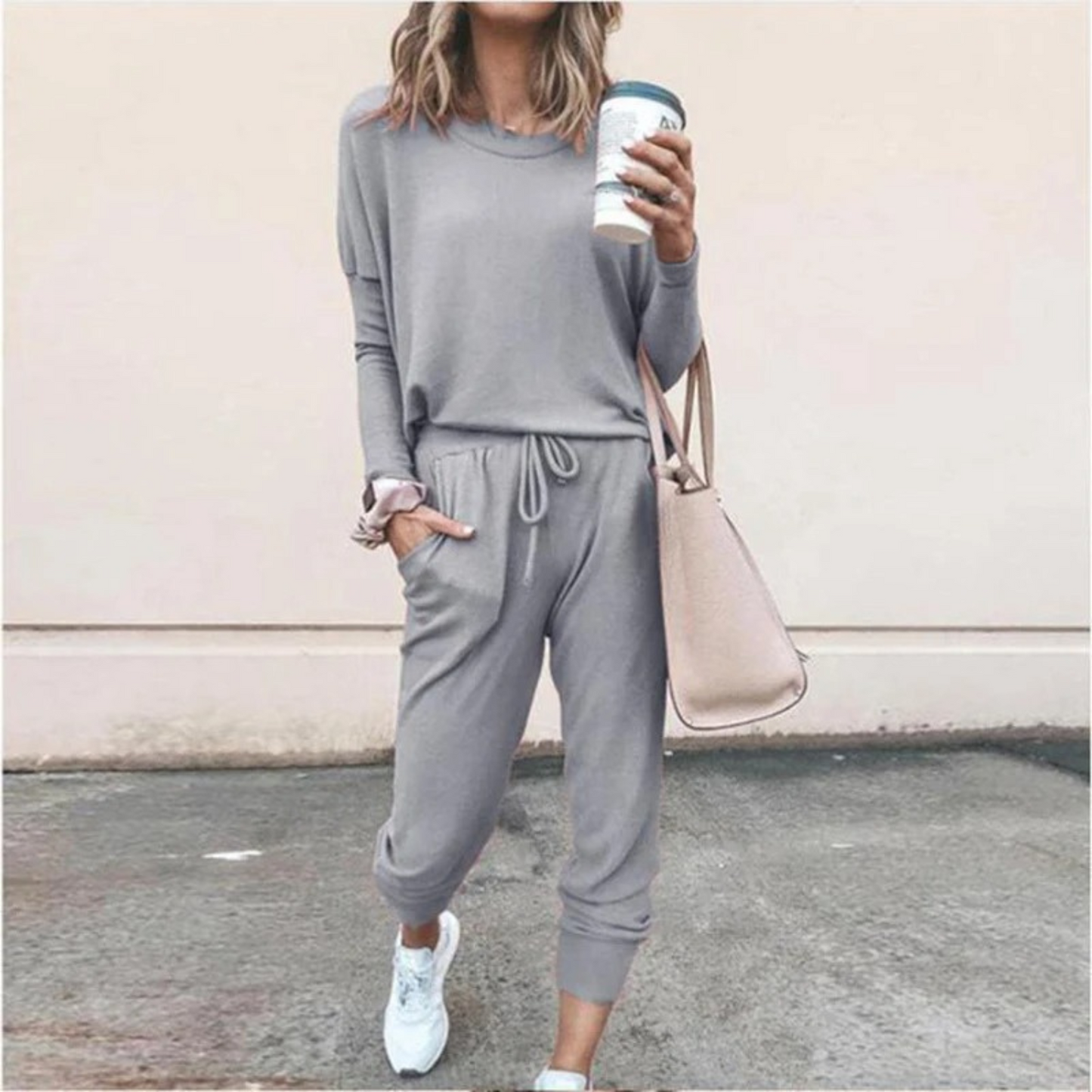 Completo due pezzi da donna a maniche lunghe con coulisse in vita